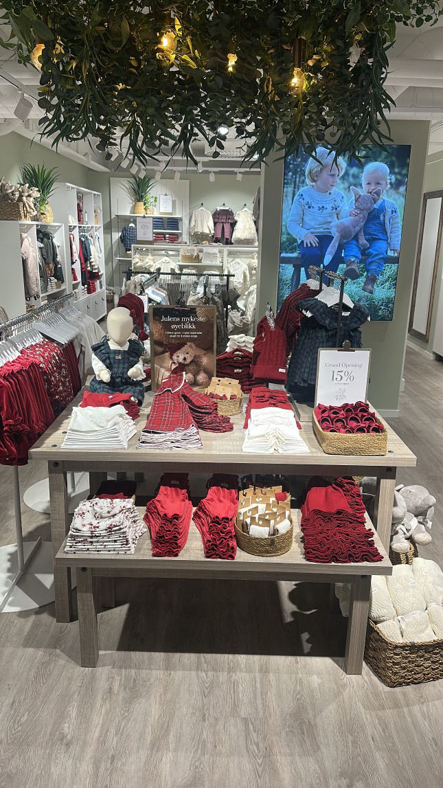 B748F881-9B69-4D9C-9675-86708A66DEDC